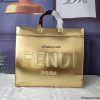 Túi Fendi Sunshine Medium Gold laminated leather shopper