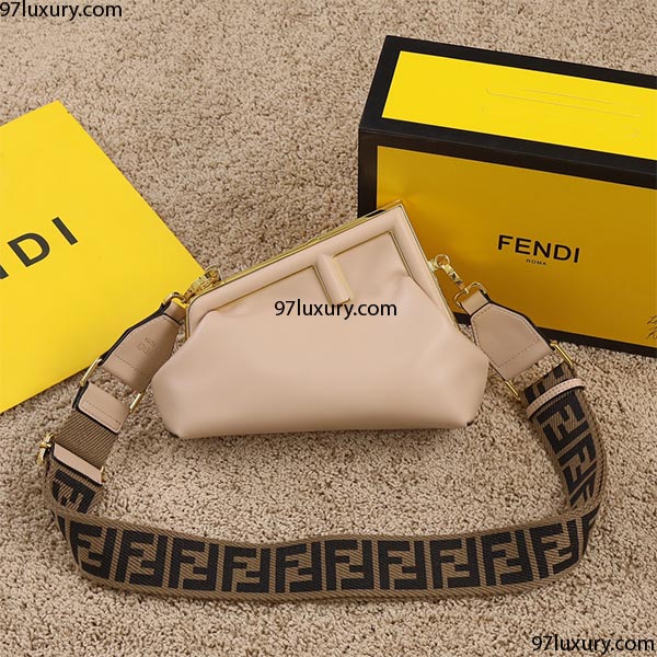 Túi Fendi First Small Pink Leather Bag Rep 1: 1